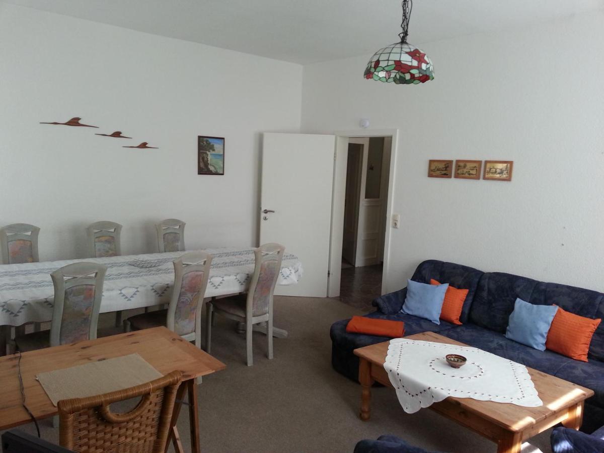 Grosse Wohnung Nossentiner Huette エクステリア 写真