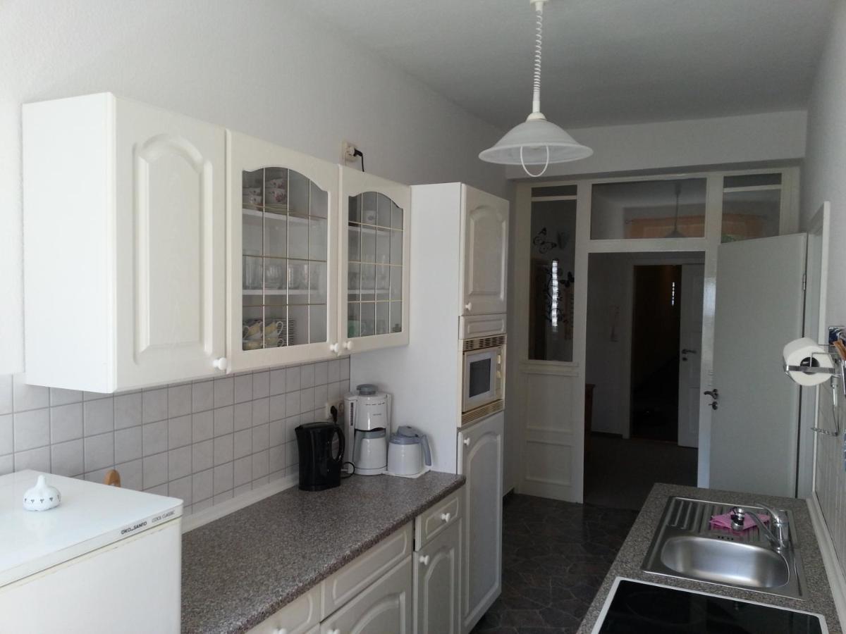 Grosse Wohnung Nossentiner Huette エクステリア 写真