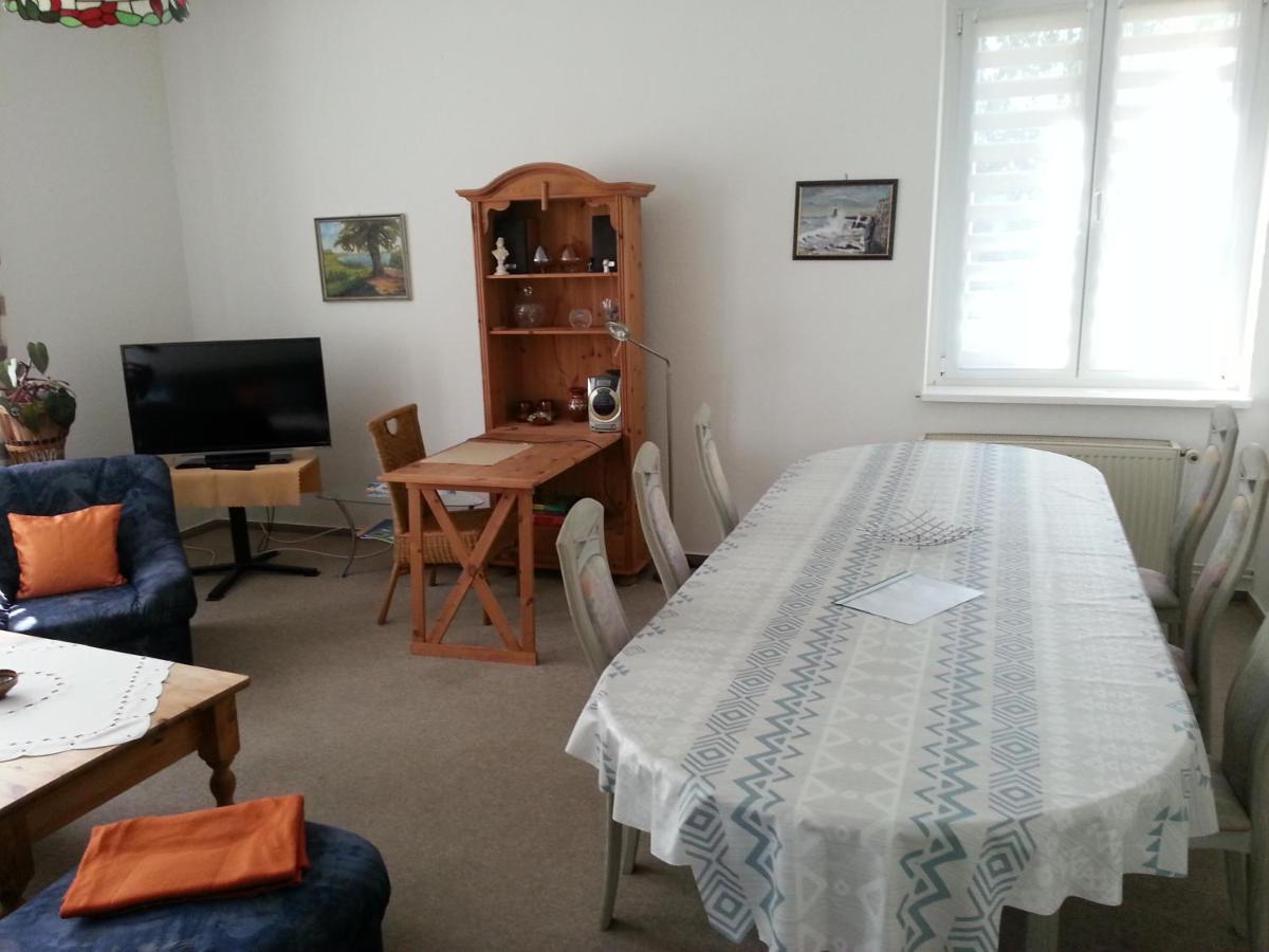 Grosse Wohnung Nossentiner Huette エクステリア 写真