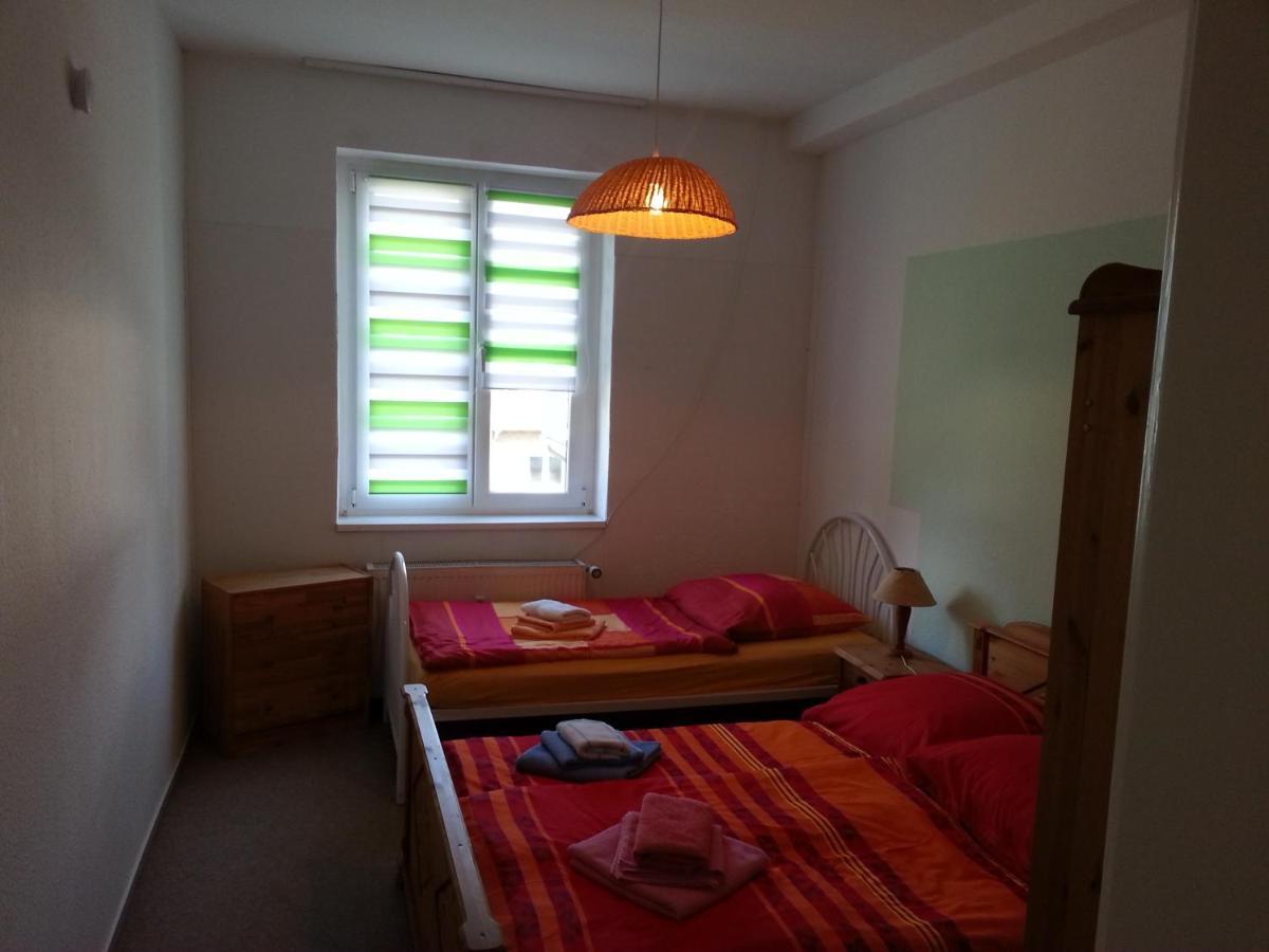 Grosse Wohnung Nossentiner Huette エクステリア 写真